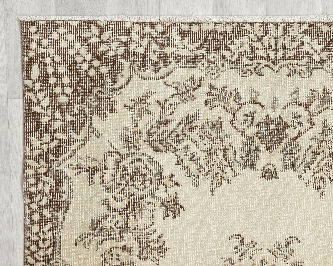 Oushak Rug 3' 11" x 6' 11" | No. VR45925