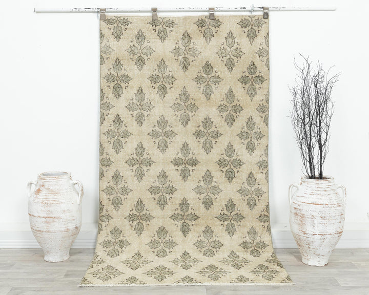 Oushak Rug 6' 10" x 7' | No. VR70337