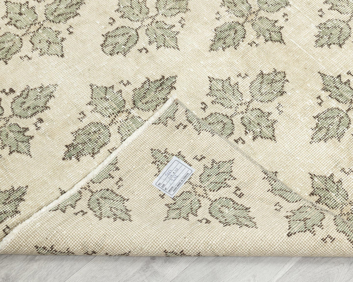 Oushak Rug 6' 10" x 7' | No. VR70337