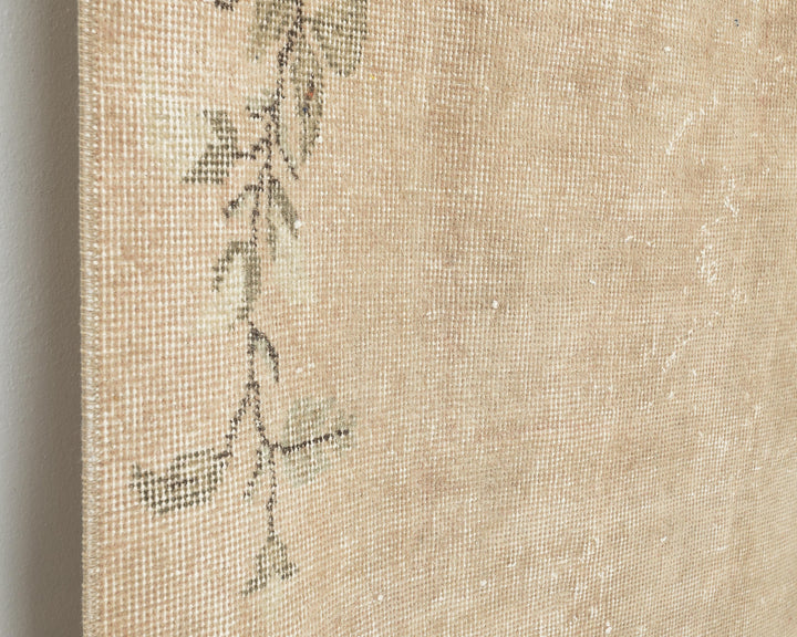 Beige Oushak Rug 6' 10" x 3' 7" | No. VR19007