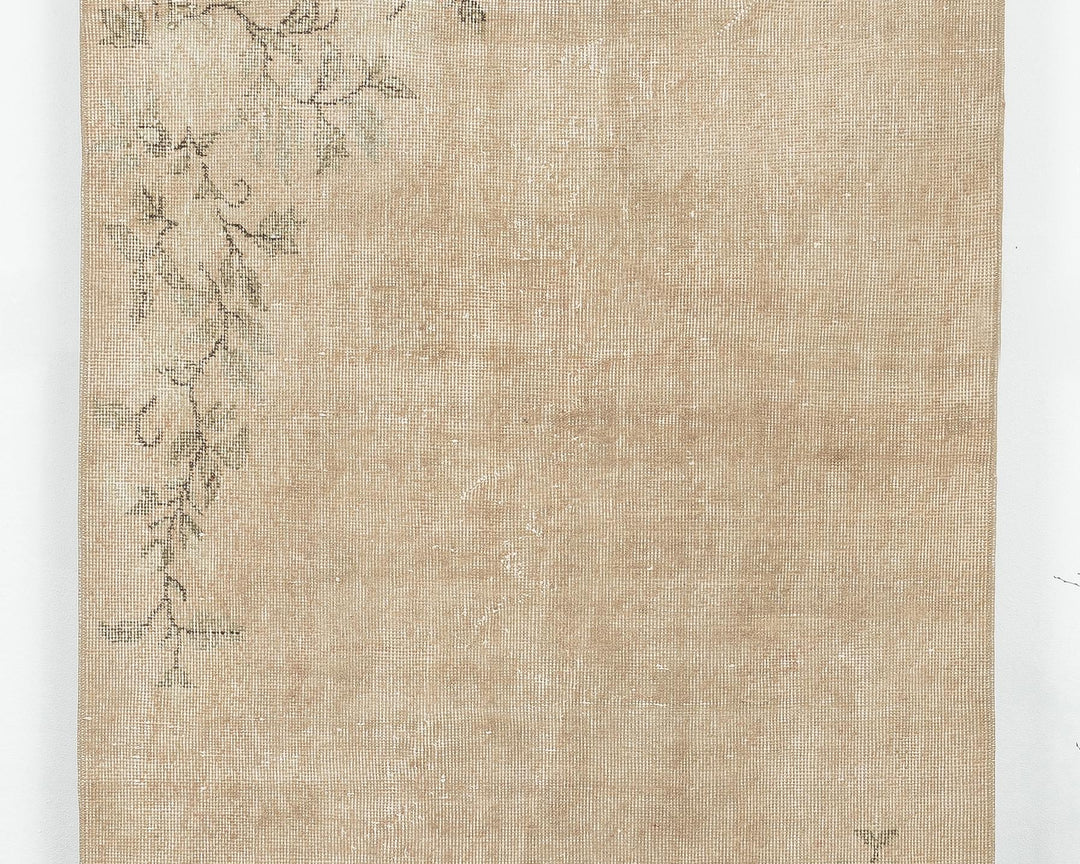 Beige Oushak Rug 6' 10" x 3' 7" | No. VR19007