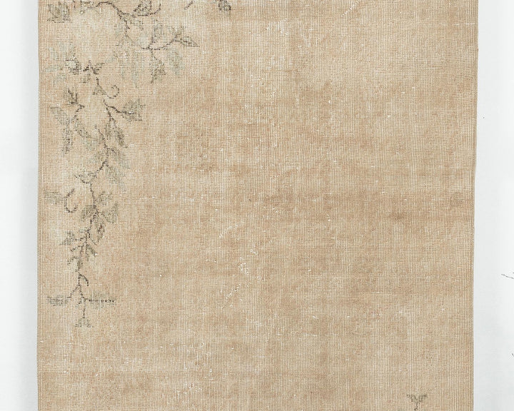Beige Oushak Rug 6' 10" x 3' 7" | No. VR19007