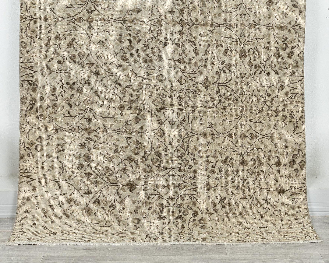 Oushak Rug 3' 10" x 7' 4" | No. VR81802