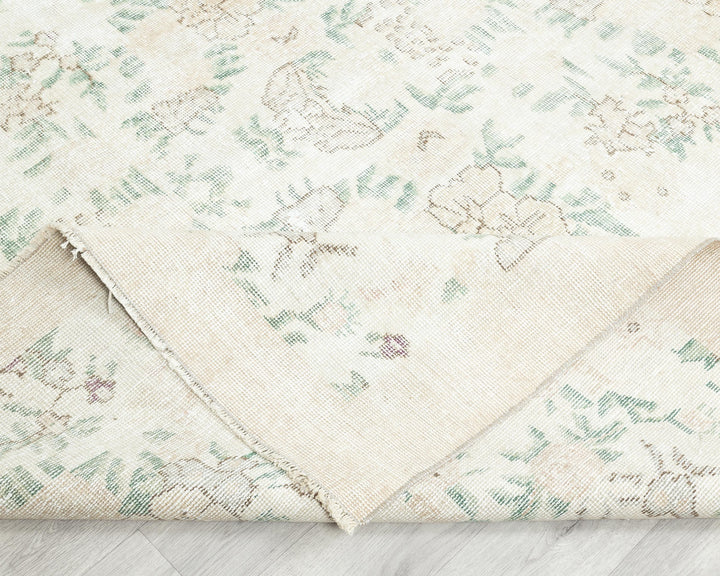 Beige Oushak Rug 6' 8" x 9' 7" | No. VR75359