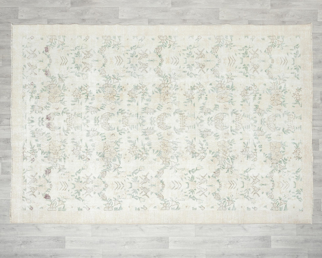 Beige Oushak Rug 6' 8" x 9' 7" | No. VR75359