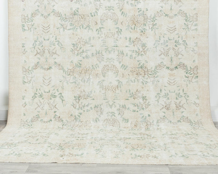 Beige Oushak Rug 6' 8" x 9' 7" | No. VR75359