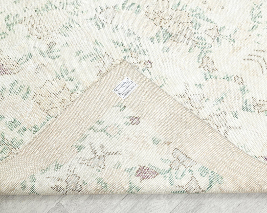 Beige Oushak Rug 6' 8" x 9' 7" | No. VR75359