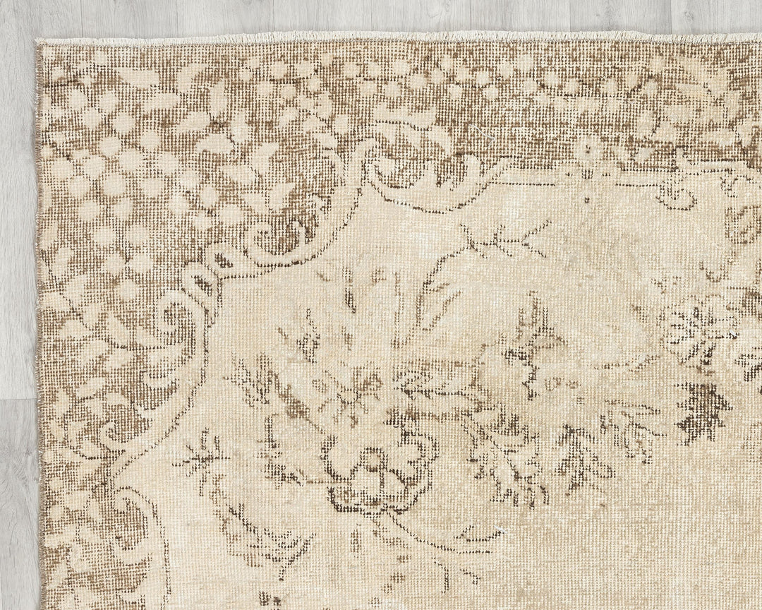 Oushak Rug 6' 1" x 9' 10" | No. VR98465