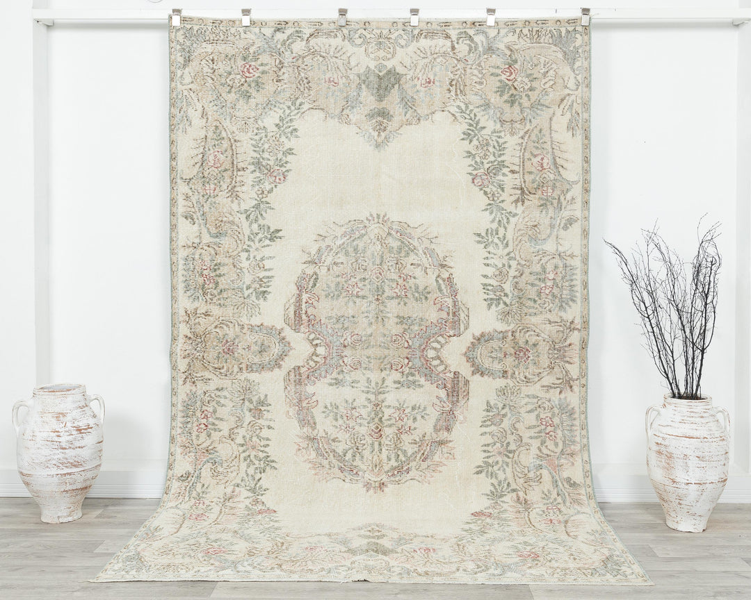 Beige Oushak Rug 5' 11" x 9' 2" | No. VR81606