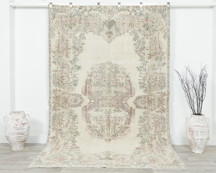Beige Oushak Rug 5' 11" x 9' 2" | No. VR81606