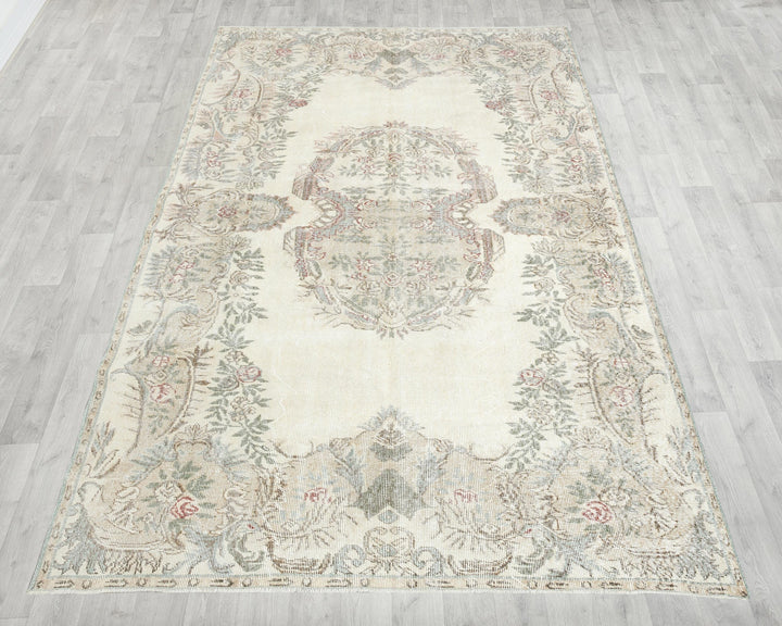 Beige Oushak Rug 5' 11" x 9' 2" | No. VR81606