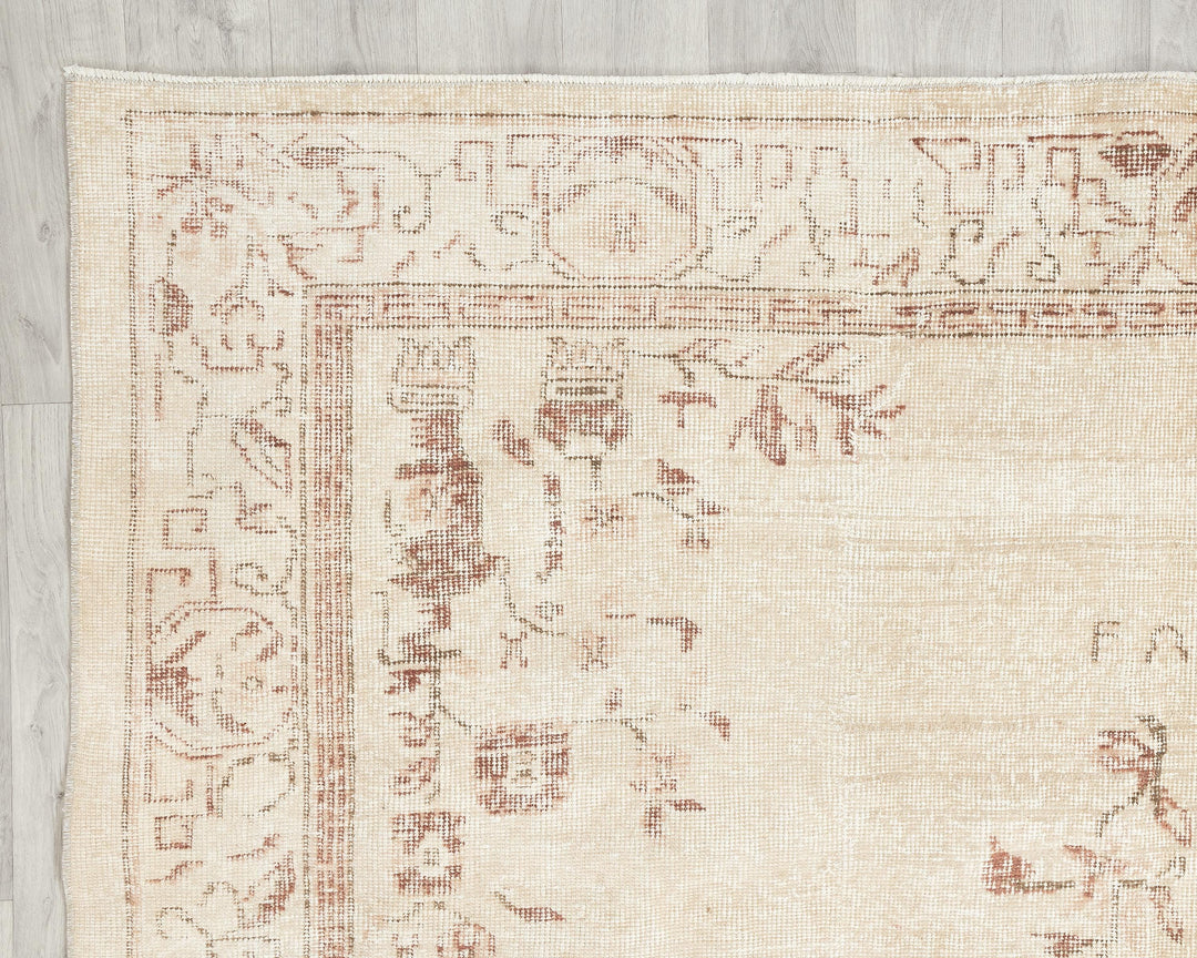 Faded Oushak Rug 6' 6" x 9' 8" | No. VR89789