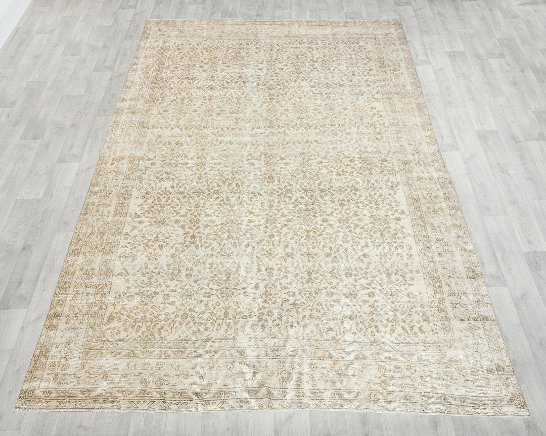 Faded Oushak Rug 7' x 10' 2" | No. VR43471