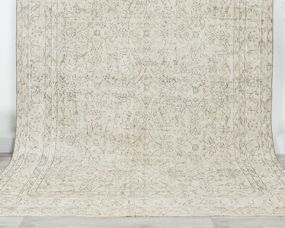 Faded Oushak Rug 6' 5" x 10' | No. VR77113