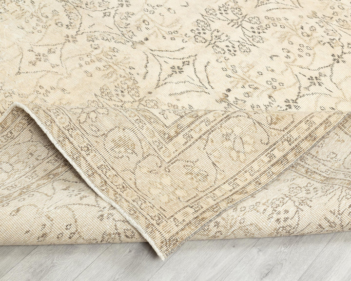 Oushak Rug 6' 11" x 10' 4" | No. VR87904