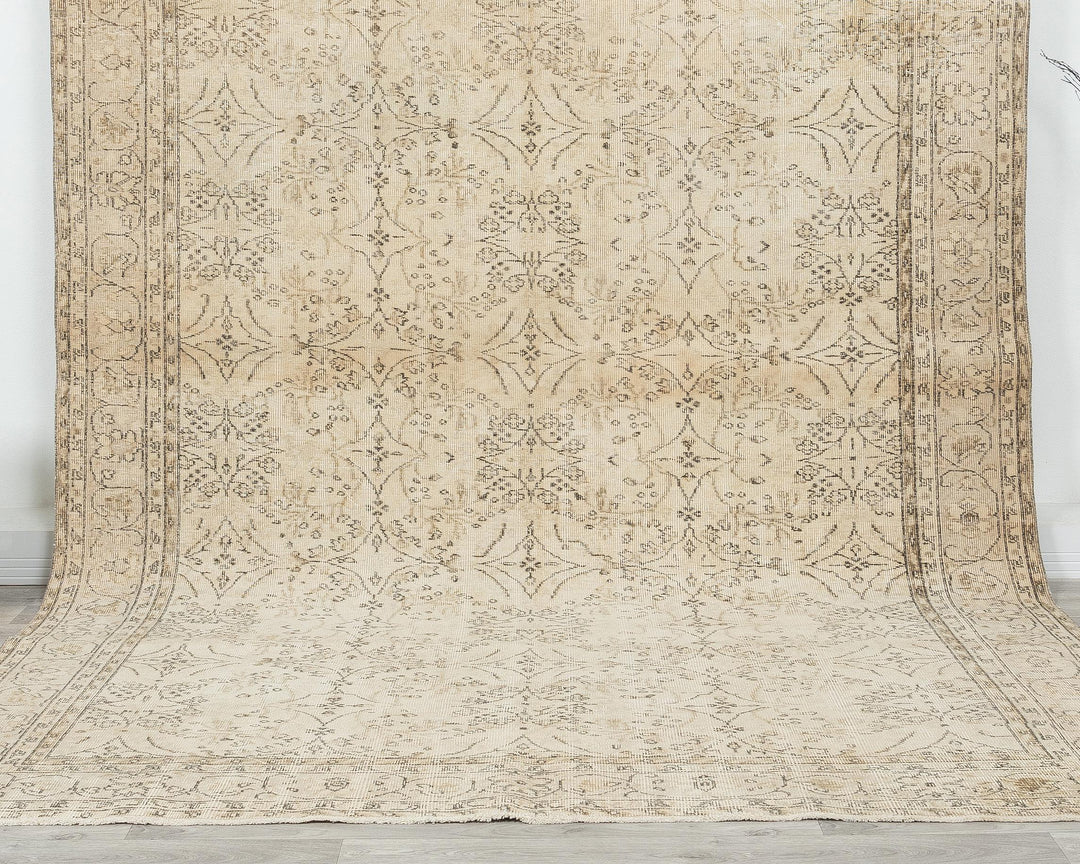 Oushak Rug 6' 11" x 10' 4" | No. VR87904