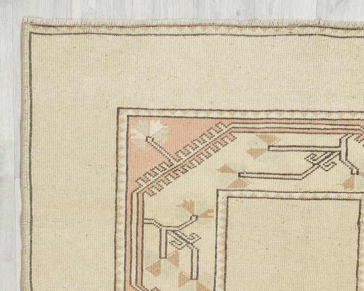 Beige Oushak Rug 3' 8" x 6' 7" | No. VR20761