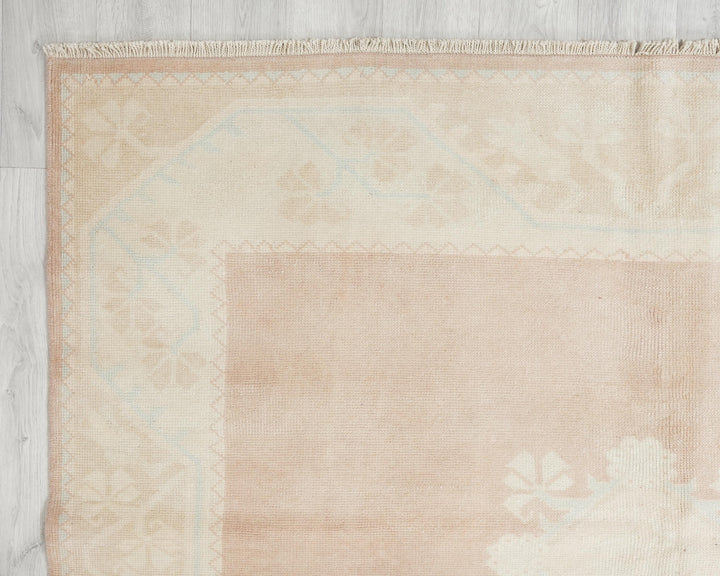 Oushak Rug 5' 3" x 9' 2" | No. VR10879