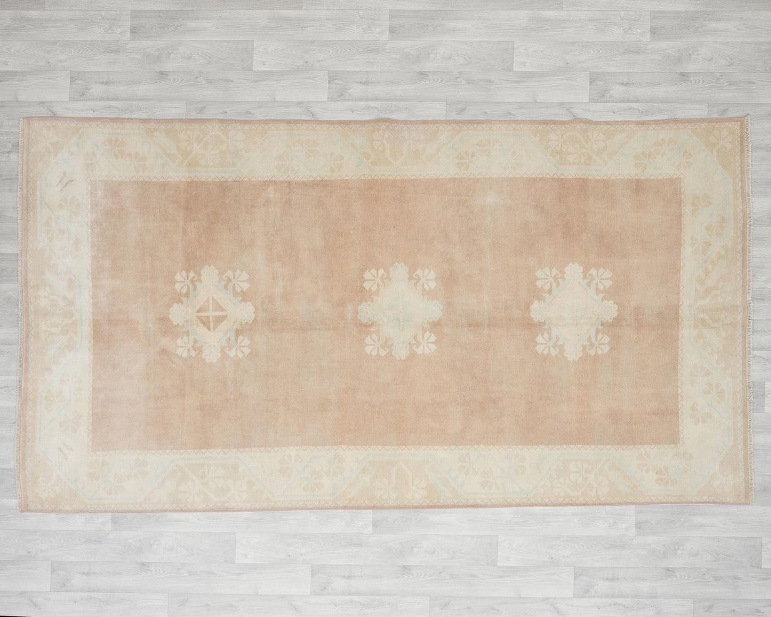 Oushak Rug 5' 3" x 9' 2" | No. VR10879