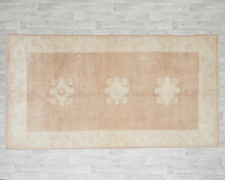 Oushak Rug 5' 3" x 9' 2" | No. VR10879