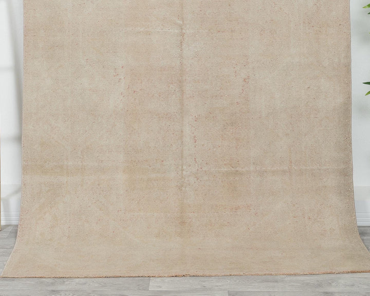 Beige Oushak Rug 4' 9" x 7' 10" | No. VR64343