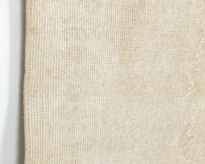 Beige Oushak Rug 3' 11" x 6' 7" | No. VR75177