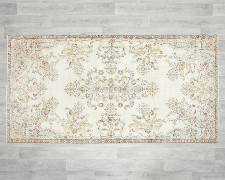 Beige Oushak Rug 3' 8" x 7' | No. VR82566