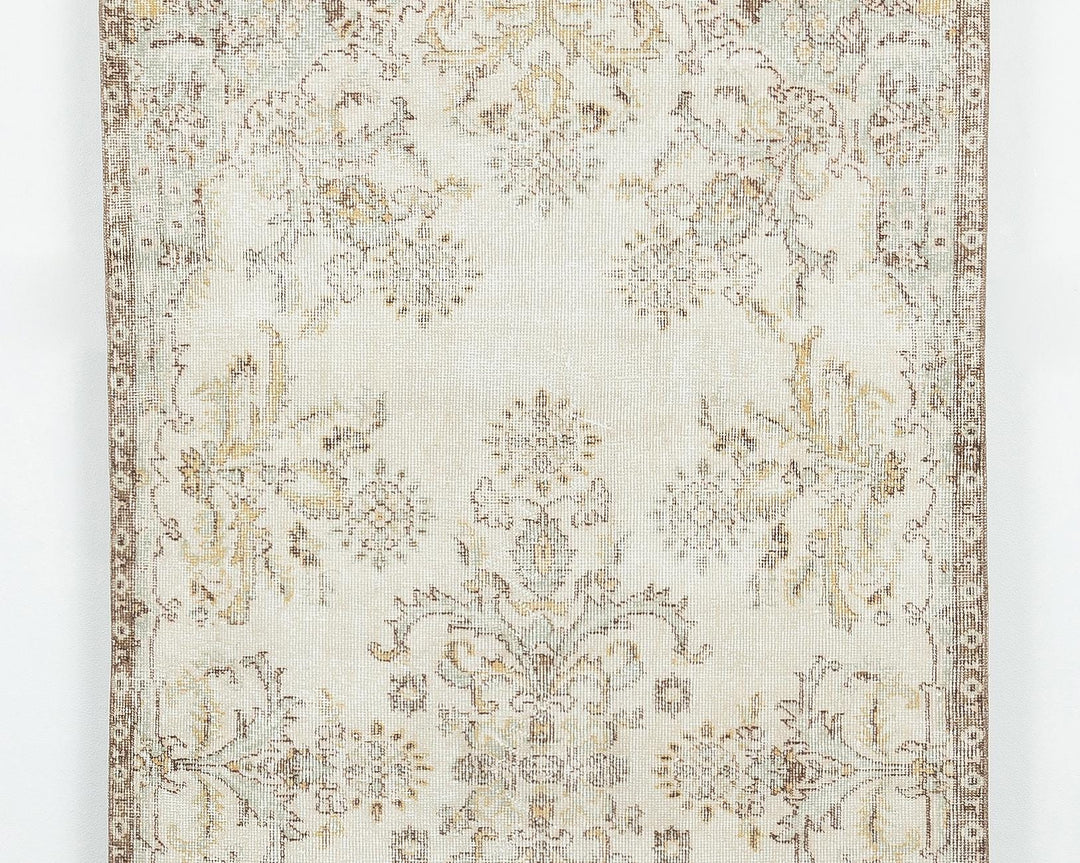 Beige Oushak Rug 3' 8" x 7' | No. VR82566