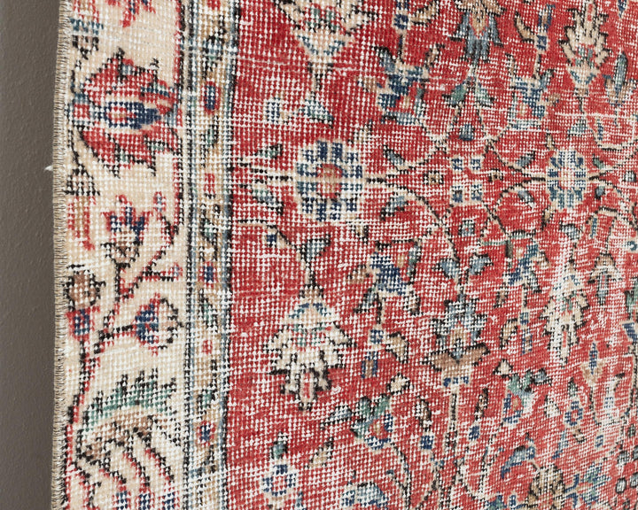 Red Oushak Rug 4' 6" x 7' 4" | No. VR41022