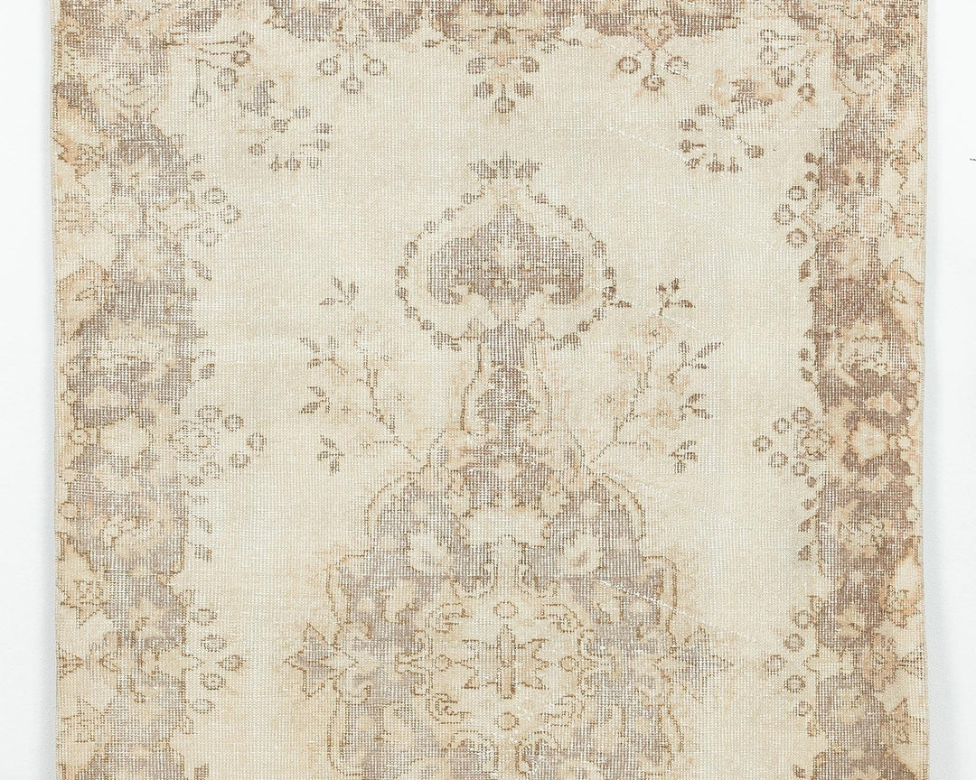 Beige Oushak Rug 3' 10" x 6' 5" | No. VR97723