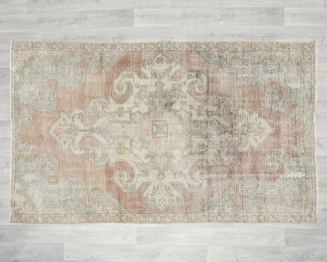 Oushak Rug 4' 1" x 6' 8" | No. VR95975
