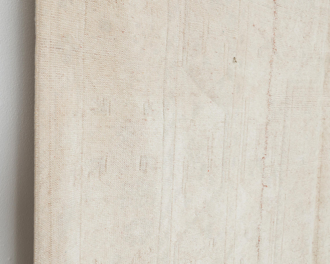 Beige Oushak Rug 5' 5" x 8' | No. VR30911