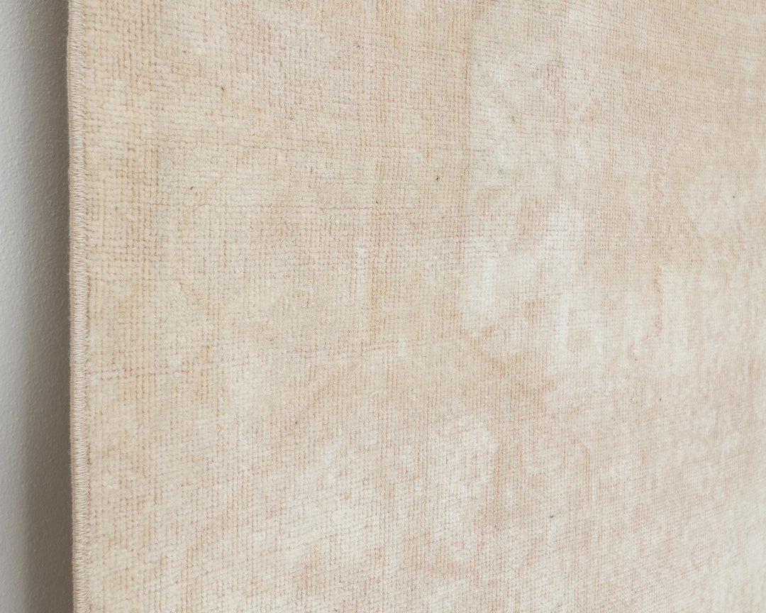 Beige Oushak Rug 2' x 8' 2" | No. VR71968