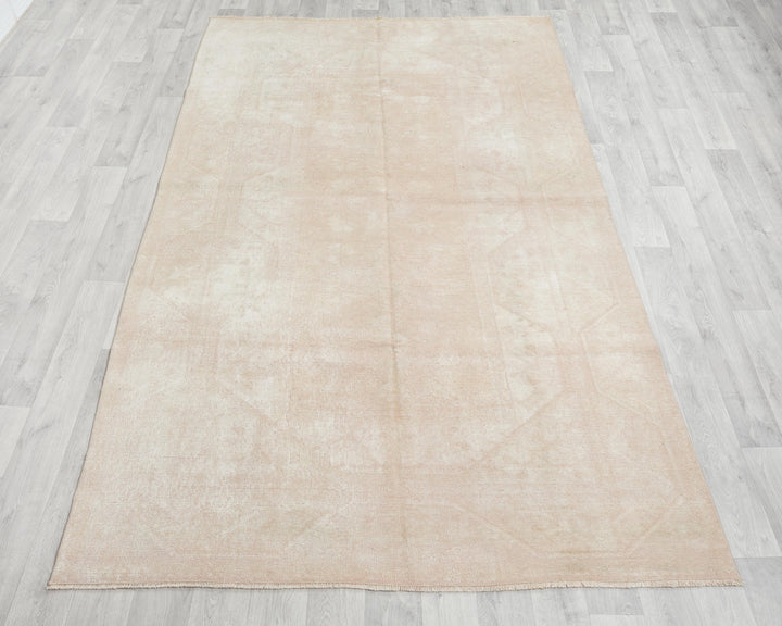 Beige Oushak Rug 2' x 8' 2" | No. VR71968