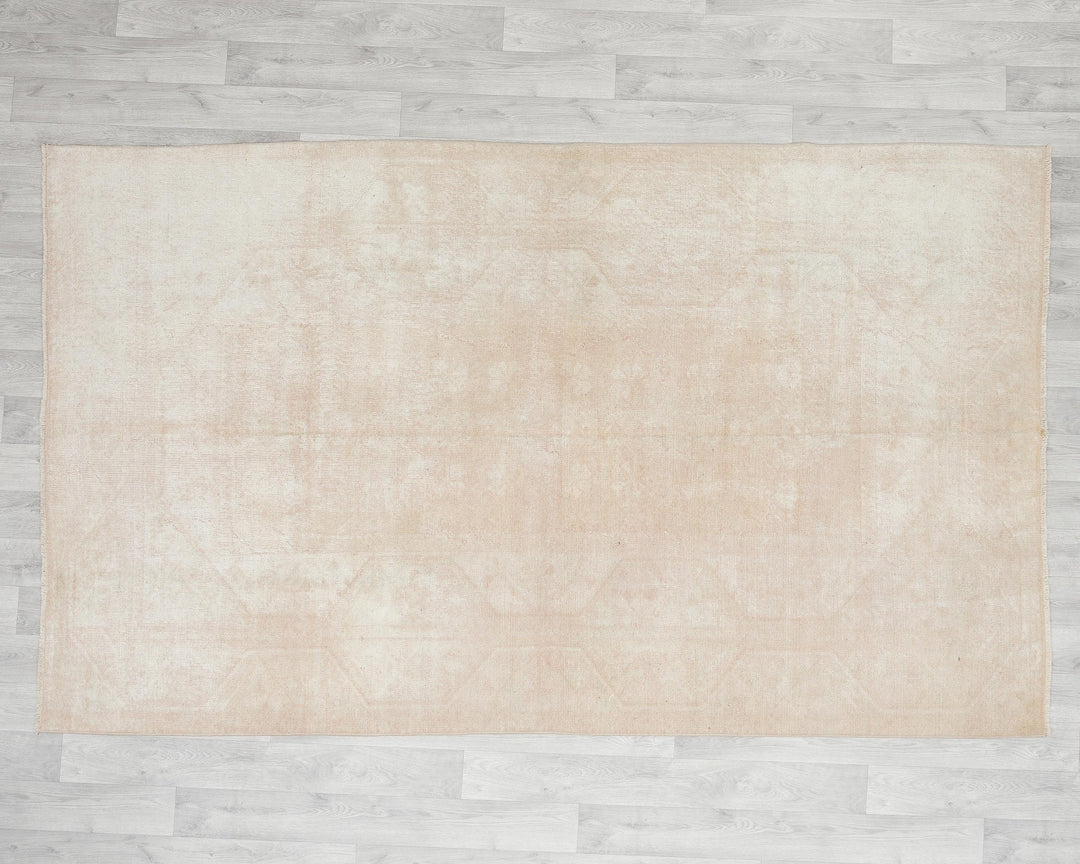 Beige Oushak Rug 2' x 8' 2" | No. VR71968