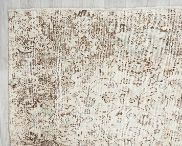 Beige Oushak Rug 7' x 10' 4" | No. VR12755