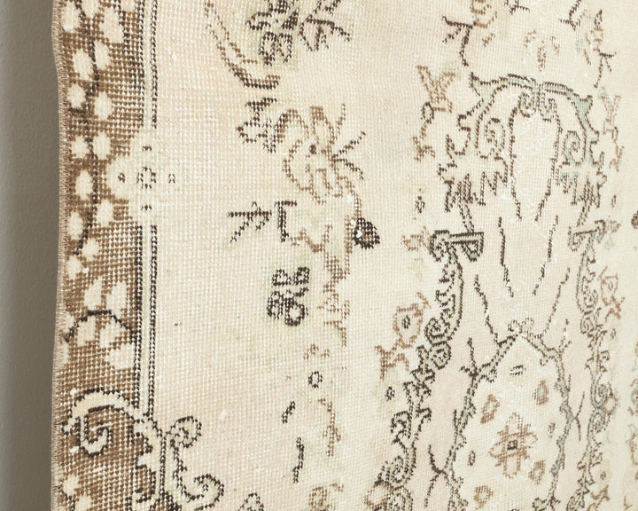 Oushak Rug 3' 10" x 6' 11" | No. VR52215