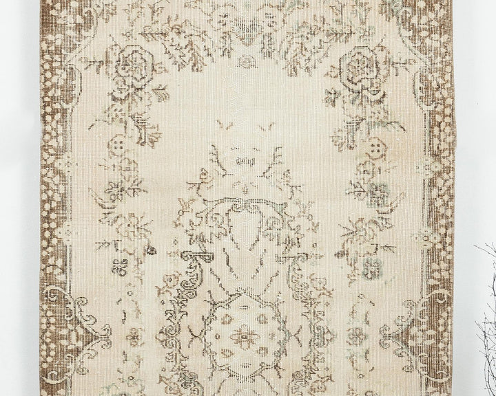 Oushak Rug 3' 10" x 6' 11" | No. VR52215