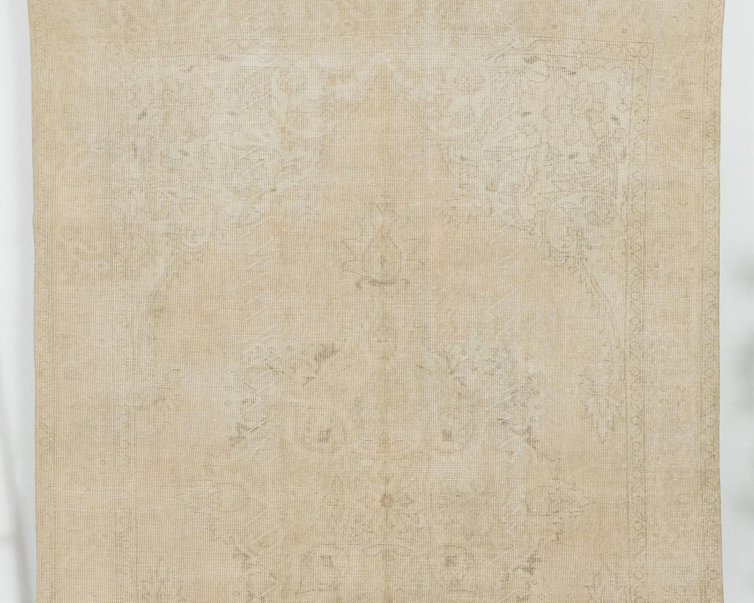Beige Oushak Rug 6' 5" x 10' 2" | No. VR54028