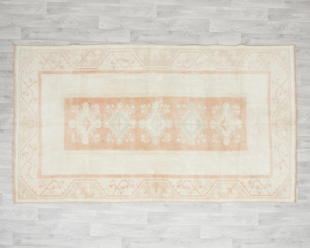 Beige Oushak Rug 5' x 8' 5" | No. VR74710