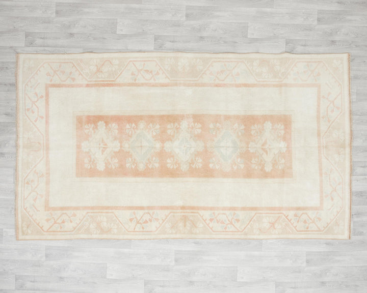 Beige Oushak Rug 5' x 8' 5" | No. VR74710
