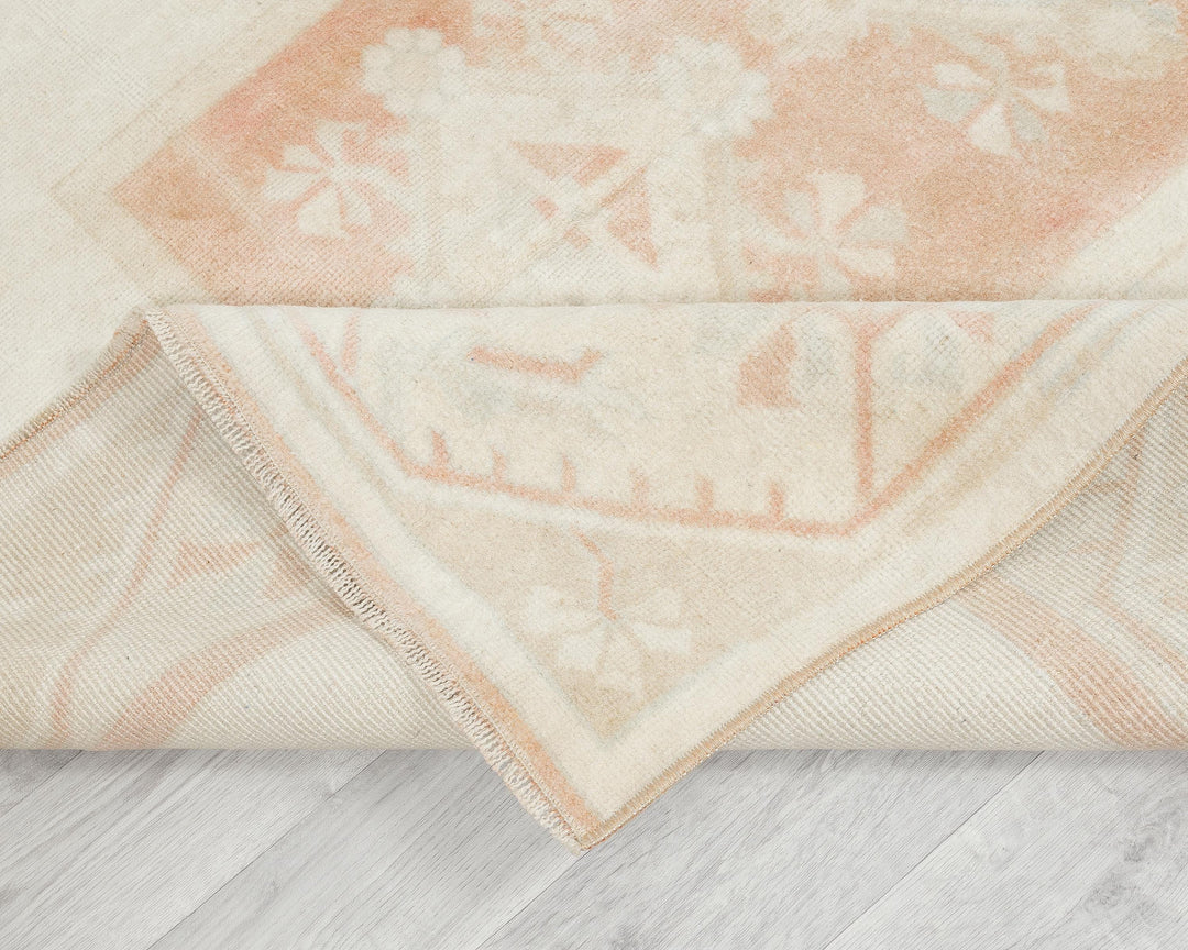 Beige Oushak Rug 5' x 8' 5" | No. VR74710