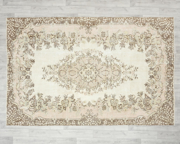 Neutral Oushak Rug 8' 6" x 5' 9" | No. VR90363