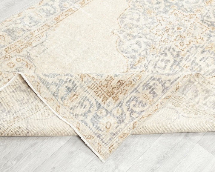 Neutral Oushak Rug 8' x 4' 5" | No. VR86187