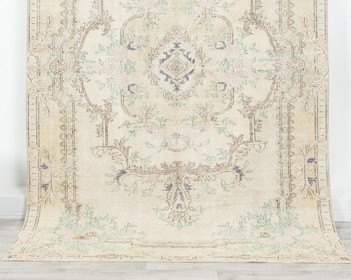 Beige Oushak Rug 4' 10" x 8' 1" | No. VR76747