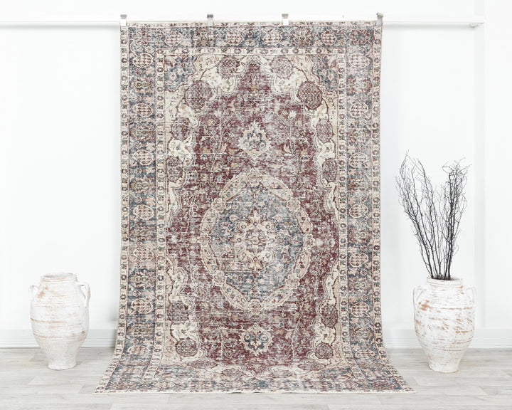 Red Oushak Rug 5' 2" x 8' 7" | No. VR75765