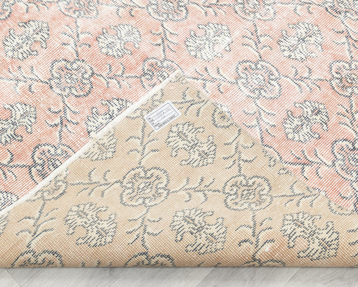Neutral Oushak Rug 5' 7" x 9' | No. VR73513