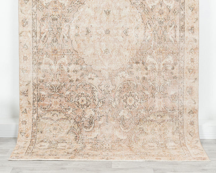 Neutral Oushak Rug 5' x 8' | No. VR71192