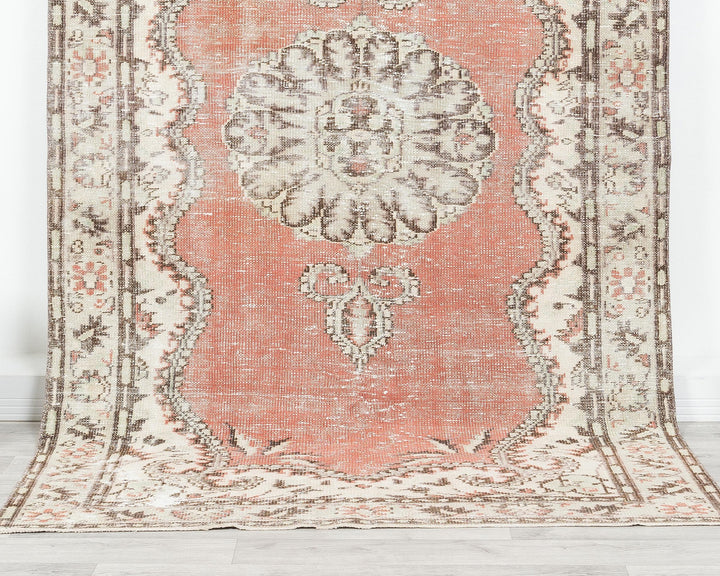 Oushak Rug 5' 1" x 8' 7" | No. VR72944