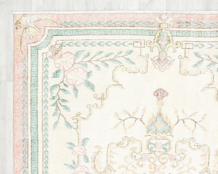 Beige Oushak Rug 4' 6" x 7' 11" | No. VR36921